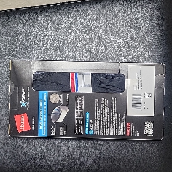 Hanes Boxer Briefs - Picture 2 of 3